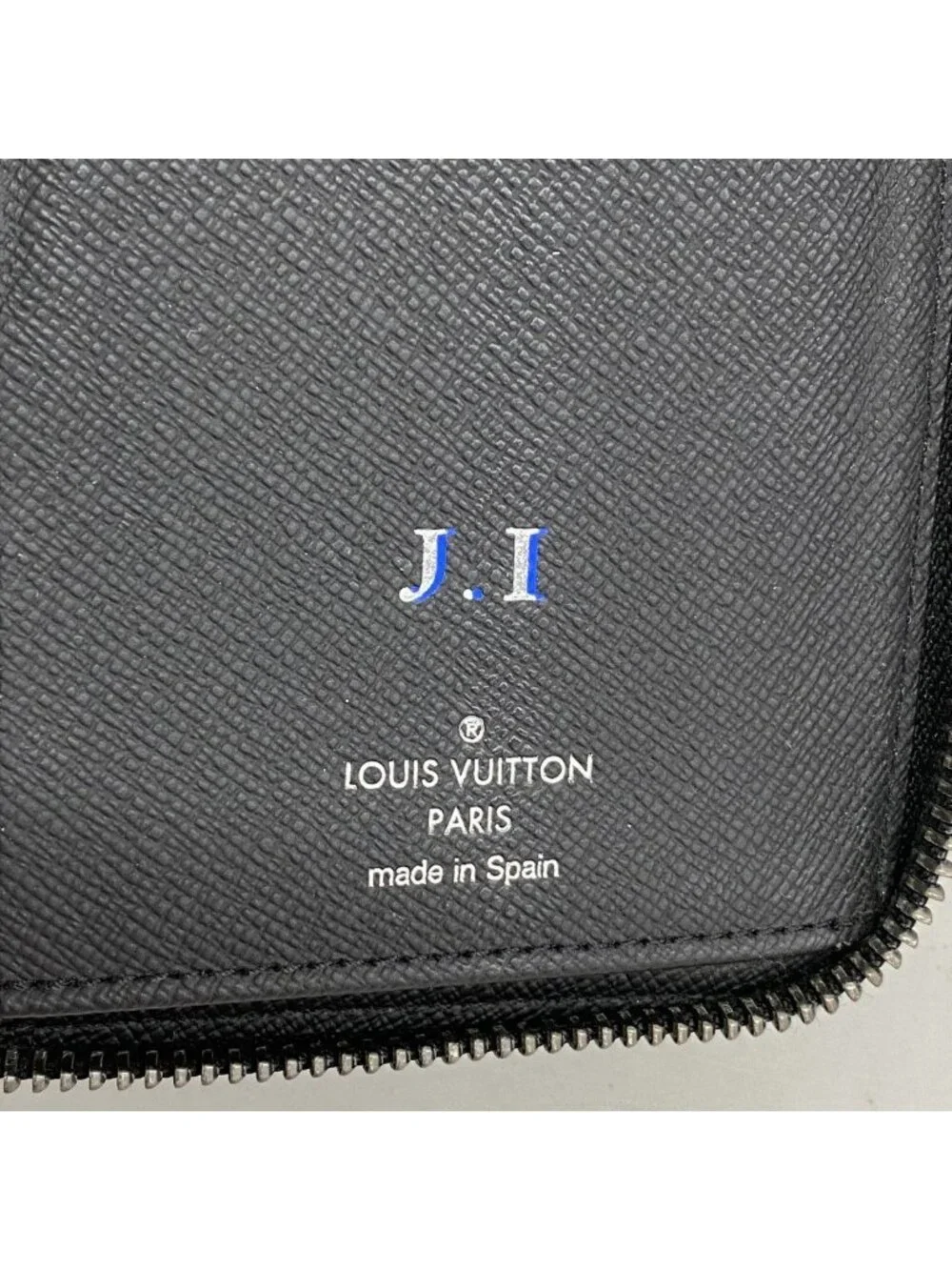 Louis Vuitton Wallet Monogram Eclipse Zippy Vertical Black